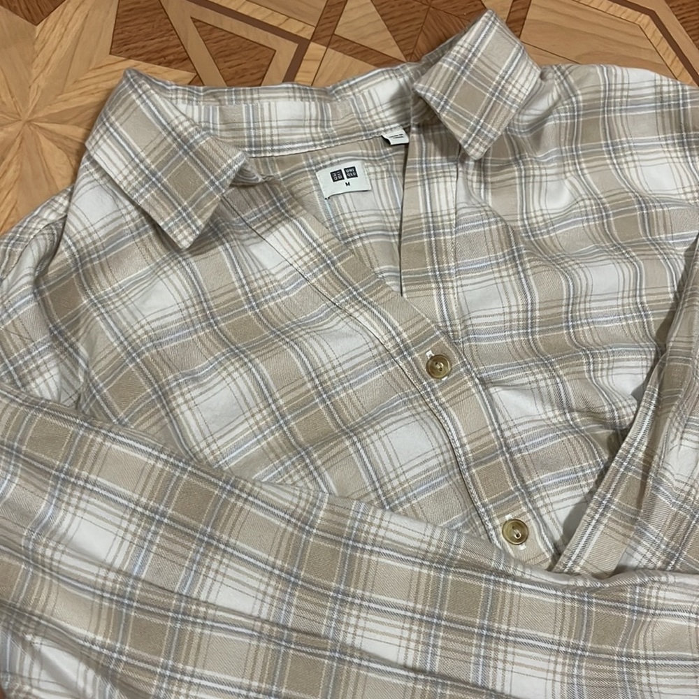 Uniqlo Soft Checked Long-Sleeve Shirt